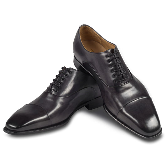 BRECOS Anzugschuhe | Captoe Oxford Schnürer grau/anthrazit, Kalbsleder. Paarweise gekreuzte Ansicht