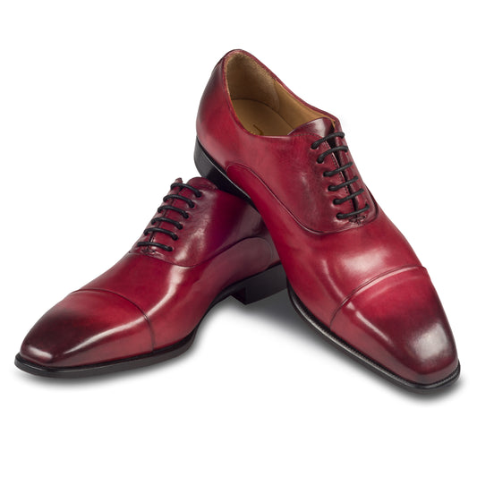 BRECOS Anzugschuhe | Captoe Oxford Schnürer rot, Kalbsleder, durchgenäht, paarweise gekreuzte Ansicht