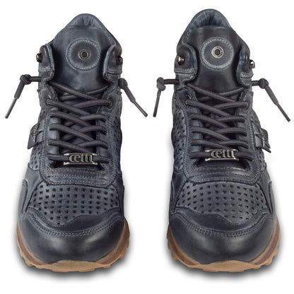 CETTI Herren Leder Sneaker-Stiefel in blau, Modell C-1048 perforiertes Leder, handgefertigt. Paarweise Ansicht von vorne