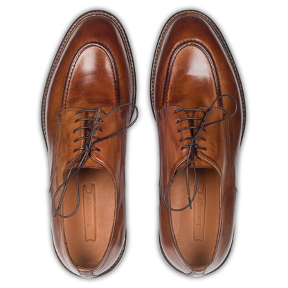 Lemargo Herren Schnür-Halbschuhe, cognak braun, Kalbsleder im Vintage-Look. Handgefertigt und Durchgenäht. Paarweise Draufsicht