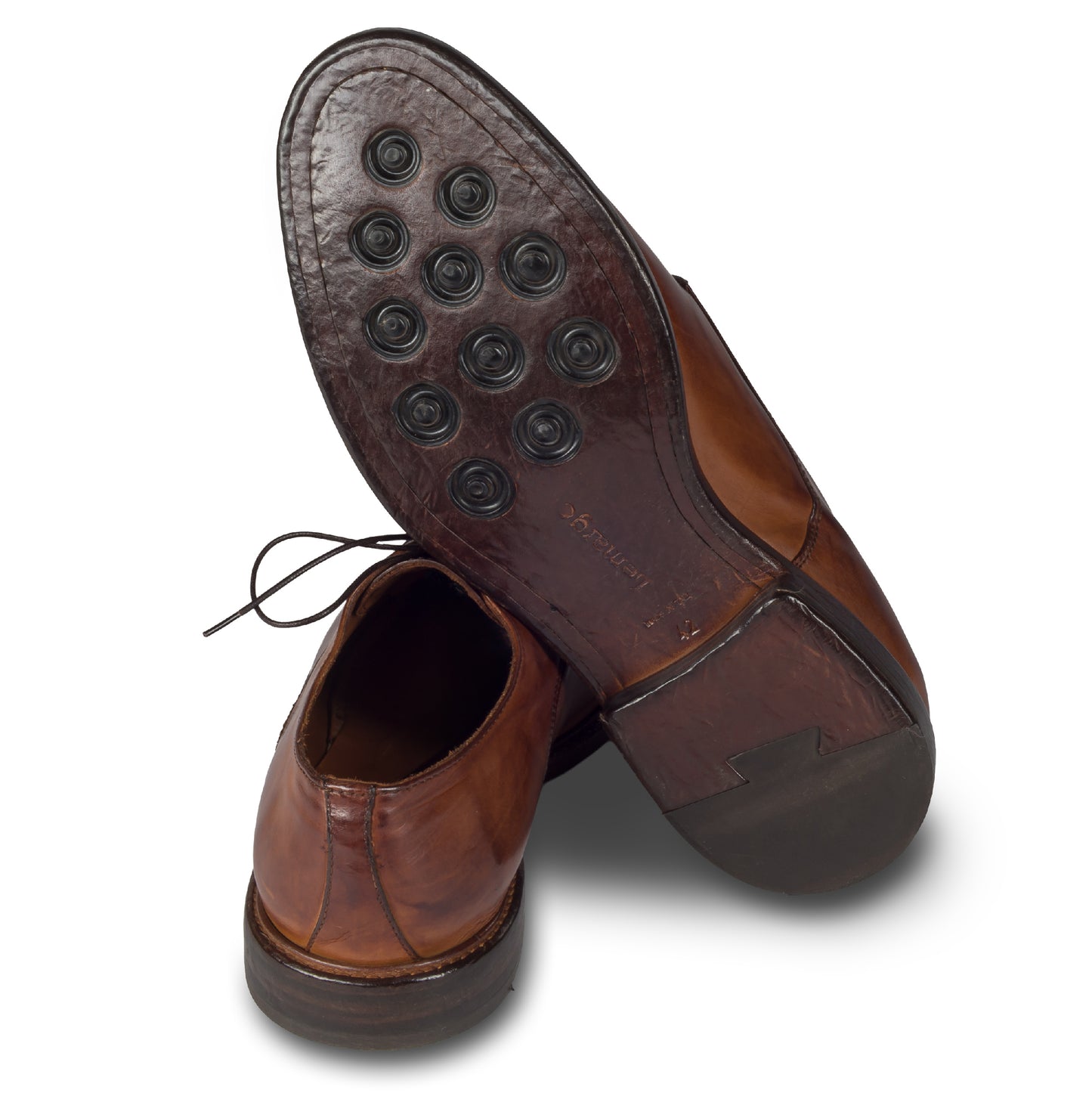 Lemargo Herren Schnür-Halbschuhe, cognak braun, Kalbsleder im Vintage-Look. Handgefertigt und Durchgenäht. Ansicht Sohle und Ferse