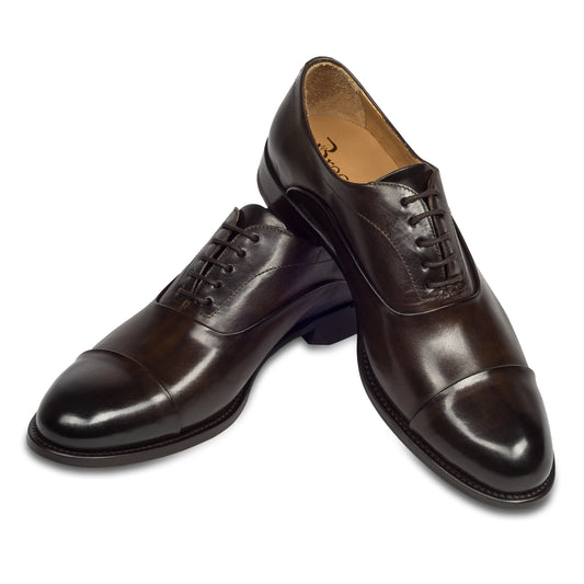 BRECOS Anzugschuhe | Captoe Oxford dunkelbraun, Kalbsleder Schnürer. Ansicht paarweise überkreuzt